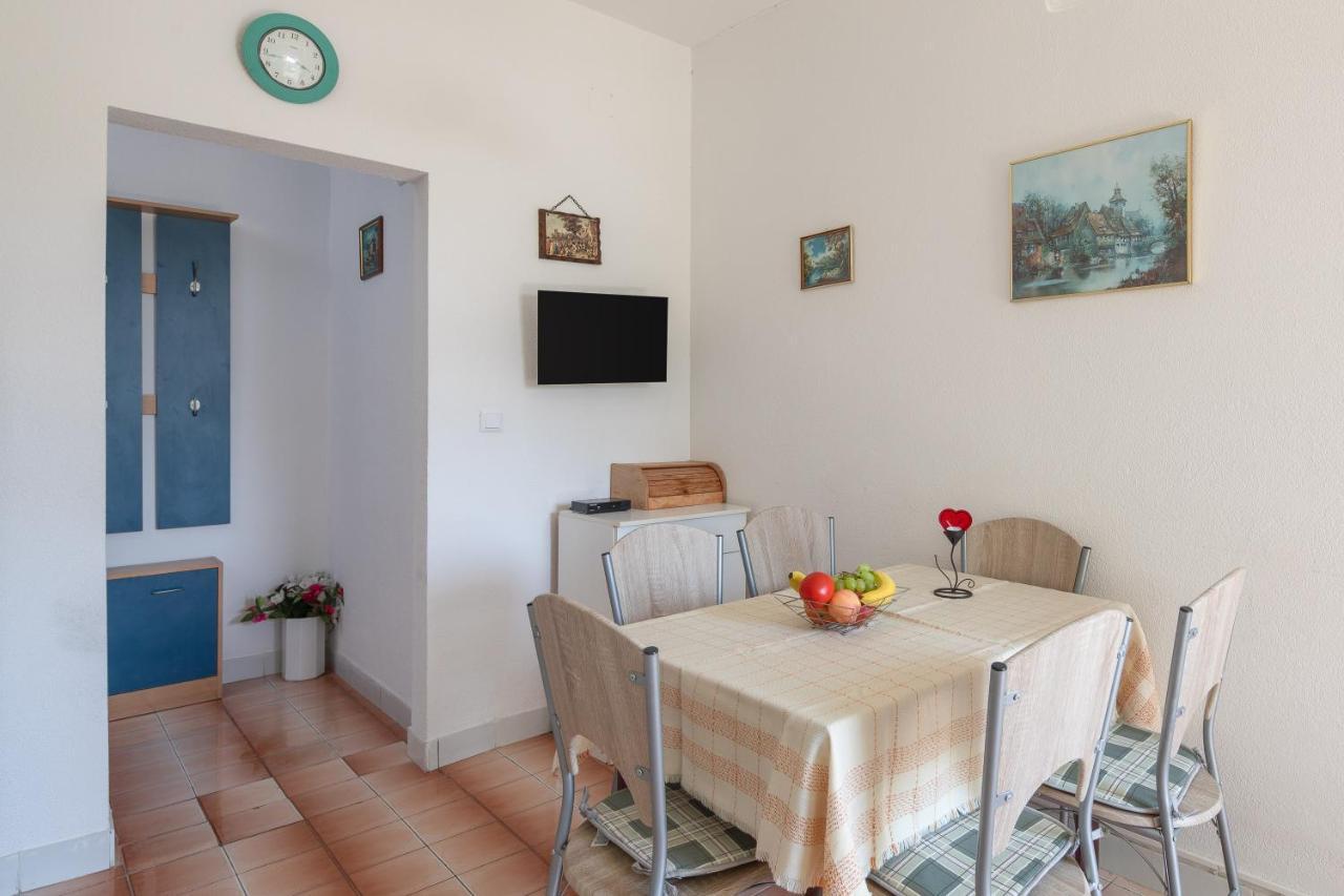Apartments Near Beach Babic Split Exterior photo